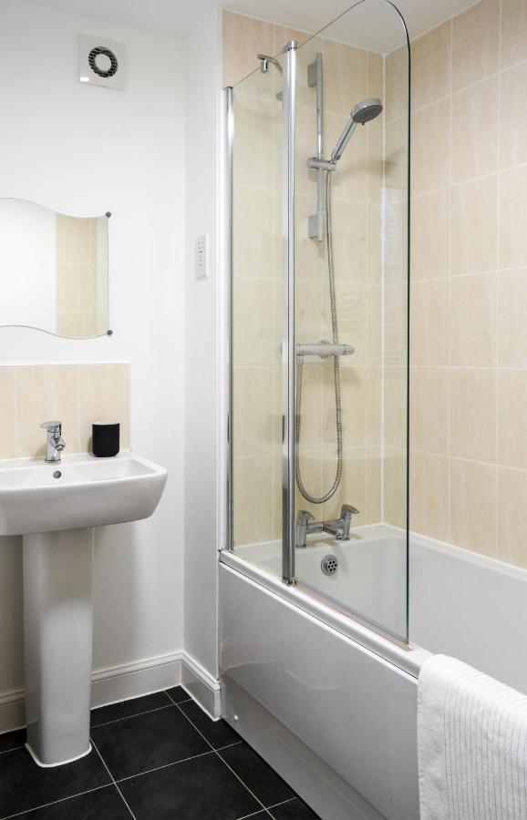 1 Bedroom Apartment Leamington Spa Hosted By Golden Key Уорик Экстерьер фото